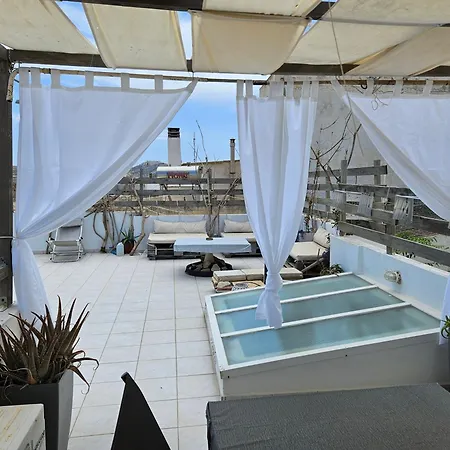 דירה Small Sweet Romantic *