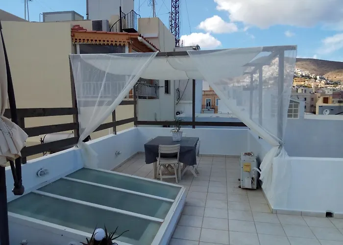 דירה Small Sweet Romantic *