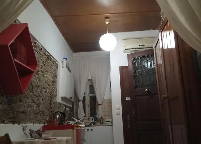 Small Sweet Romantic דירה