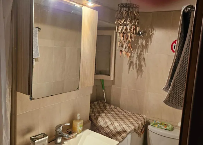 דירה Small Sweet Romantic ארמופוליס