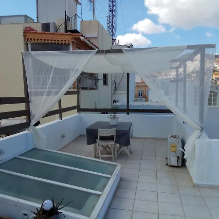 Апартаменты Small Sweet Romantic *