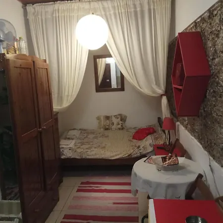 Апартаменты Small Sweet Romantic