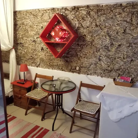 Апартаменты Small Sweet Romantic Эрмуполис