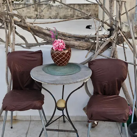 Апартаменты Small Sweet Romantic