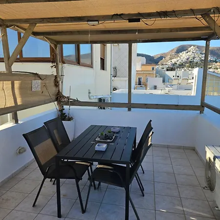 Small Sweet Romantic Апартаменты Эрмуполис