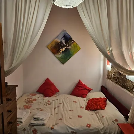 Small Sweet Romantic *